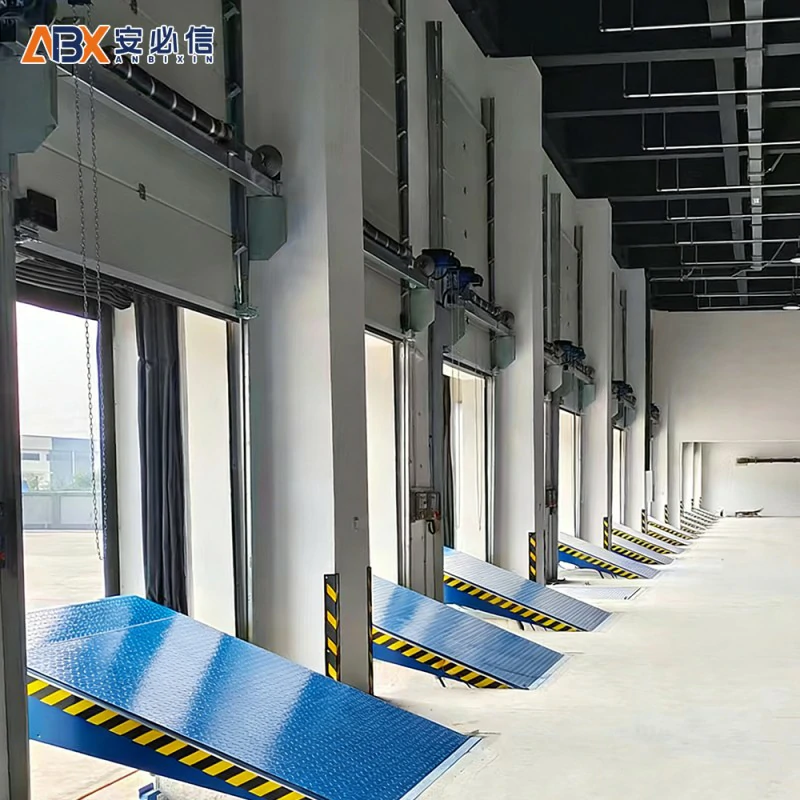 洛阳铝板提升门
